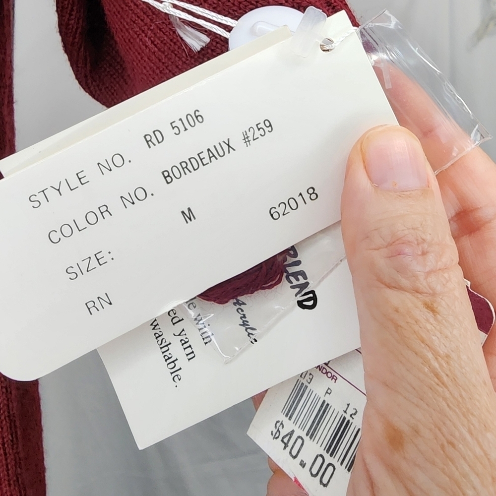 NWT'S RAFAELLA SWEATER - Picture 4 of 4